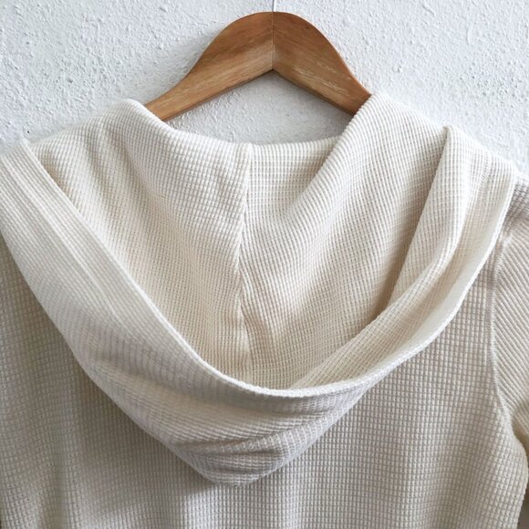 TNA By Aritzia Waffle Zip Hoodie Size Small - Picture 3 of 9